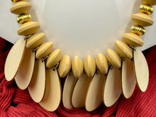 Load image into Gallery viewer, Necklace Earring 2 Pc. Set Oak Wood