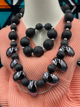 Load image into Gallery viewer, Necklace Earring Bracelet Set Black & Gun