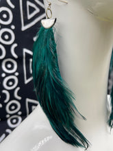 Load image into Gallery viewer, Feather Earrings