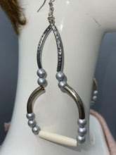 Load image into Gallery viewer, Earrings Unique Lillie Pearl Design Danglers