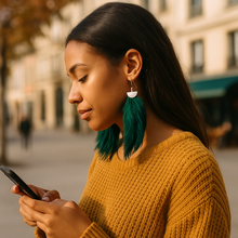 Load image into Gallery viewer, Feather Earrings