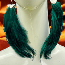Load image into Gallery viewer, Feather Earrings