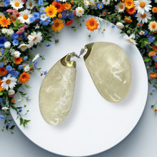 Load image into Gallery viewer, Earrings Flat Oversized Water Drop
