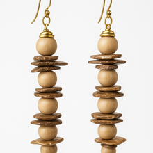 Load image into Gallery viewer, Earrings Toasted Oak Chips