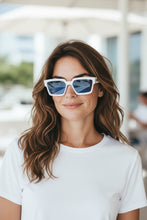 Load image into Gallery viewer, Sunglasses Oversized Squares