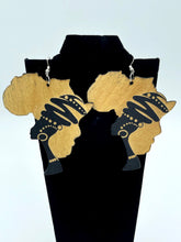 Load image into Gallery viewer, Earrings Wooden Womens Profile