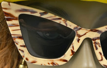 Load image into Gallery viewer, Sunglasses Oversized Vintage Bow Cat Eye

