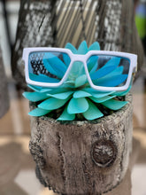 Load image into Gallery viewer, Sunglasses Oversized Squares
