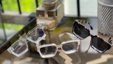 Load image into Gallery viewer, Sunglasses Oversized Marbled Square Frames

