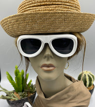 Load image into Gallery viewer, Sunglasses Steampunk Oval Frames
