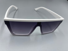 Load image into Gallery viewer, Sunglasses Big Flat Frames

