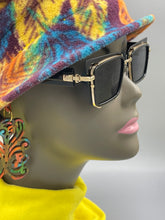 Load image into Gallery viewer, Sunglasses Extended Cat Eye Frames
