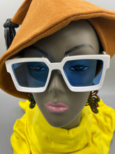 Load image into Gallery viewer, Sunglasses Oversized Squares
