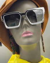 Load image into Gallery viewer, Sunglasses Oversized Squares
