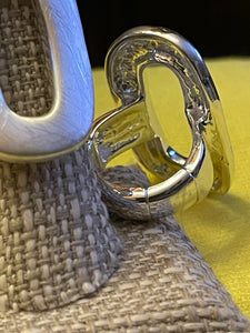 Ring  Hollow Oblong