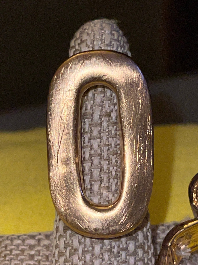 Ring  Hollow Oblong