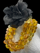 Load image into Gallery viewer, Lemon Tea Triple Strand Necklace
