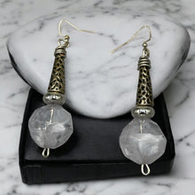 Load image into Gallery viewer, Earrings Spherical Ice Cubes
