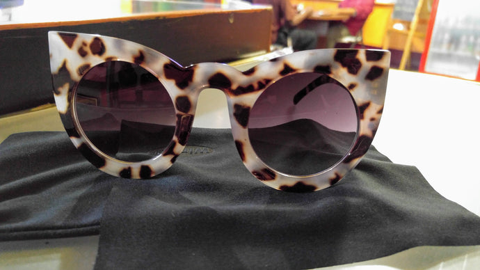 Cat Eye Sunglasses White Frame Animal Print