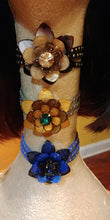 Load image into Gallery viewer, Acrylic Flower Triple Strand Studded Choker

