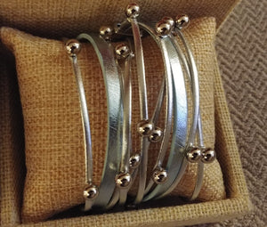 Bracelet Leather Wrap Silver Plated Beads & Magnetic Closure