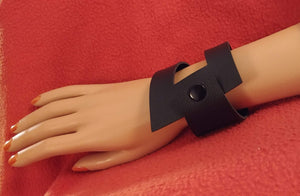 Black Designer Grain Leather Open Wrap Cuff Snap Closure