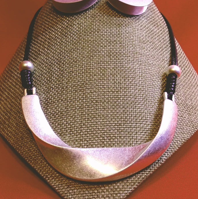 Choker Necklace