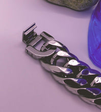 Load image into Gallery viewer, Bracelet
