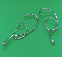 Load image into Gallery viewer, Earrings Pierce Less Danglers
