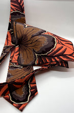 Load image into Gallery viewer, Necktie &amp; Pocket Square Set
