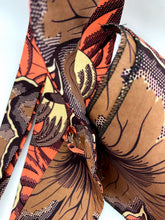 Load image into Gallery viewer, Necktie &amp; Pocket Square Set
