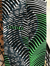Load image into Gallery viewer, Necktie &amp; Pocket Square Set

