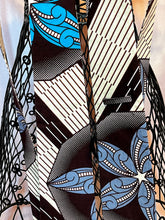 Load image into Gallery viewer, Necktie &amp; Pocket Square Set
