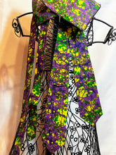 Load image into Gallery viewer, Necktie &amp; Pocket Square Set
