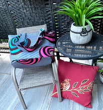 Load image into Gallery viewer, Handbag African Wax Structured Tote
