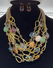 Load image into Gallery viewer, Necklace Crystal &amp; Gemstones
