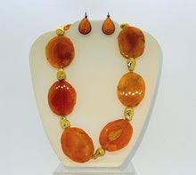 Load image into Gallery viewer, Necklace Natural Gemstones Orange Slices
