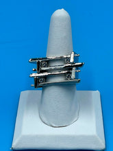 Load image into Gallery viewer, Ring 3-D Curve Geometric White Zircon
