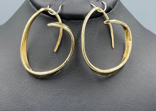 Load image into Gallery viewer, Earrings Vintage Spiral Hoops Hook Lock
