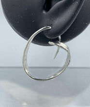 Load image into Gallery viewer, Earrings Vintage Spiral Hoops Hook Lock
