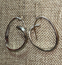 Load image into Gallery viewer, Earrings Vintage Spiral Hoops Hook Lock
