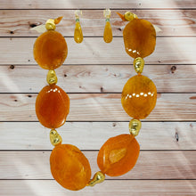 Load image into Gallery viewer, Necklace Natural Gemstones Orange Slices
