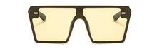 Load image into Gallery viewer, Black Square Frame Oversized Sunglasses
